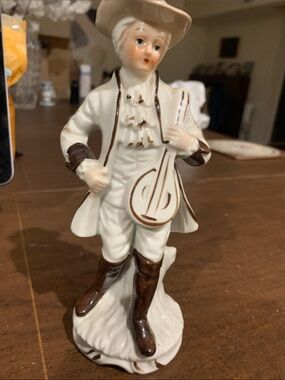 Stanley Porcelain Musician Figurine in White and Brown